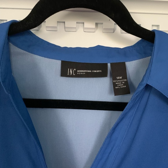 Blue Ombré Button up Blouse - Picture 3 of 3